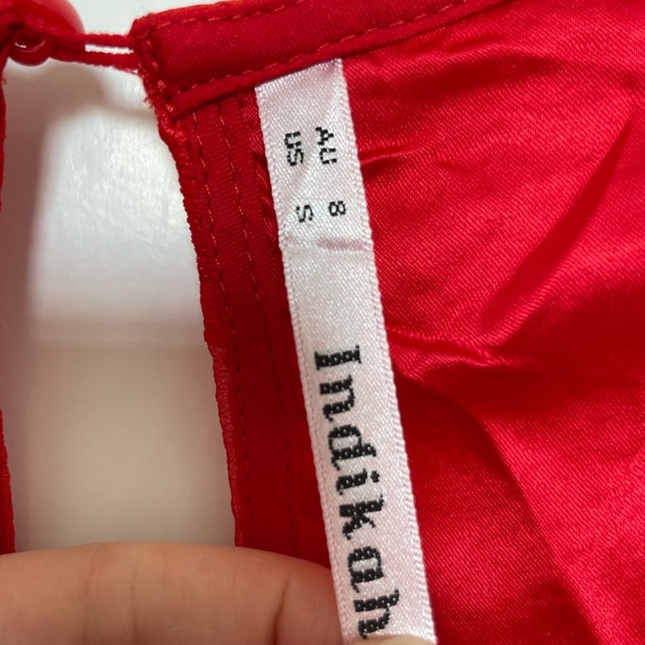 Red dress - Picture 2 of 3